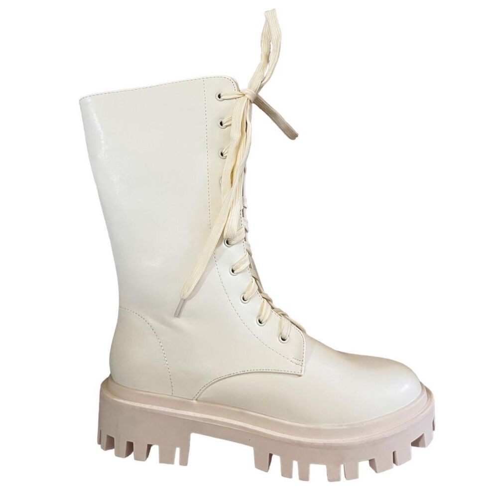 NWT Public Desire Ecru Beau Combat Boots Vegan Leather Treaded Soles Womens 6